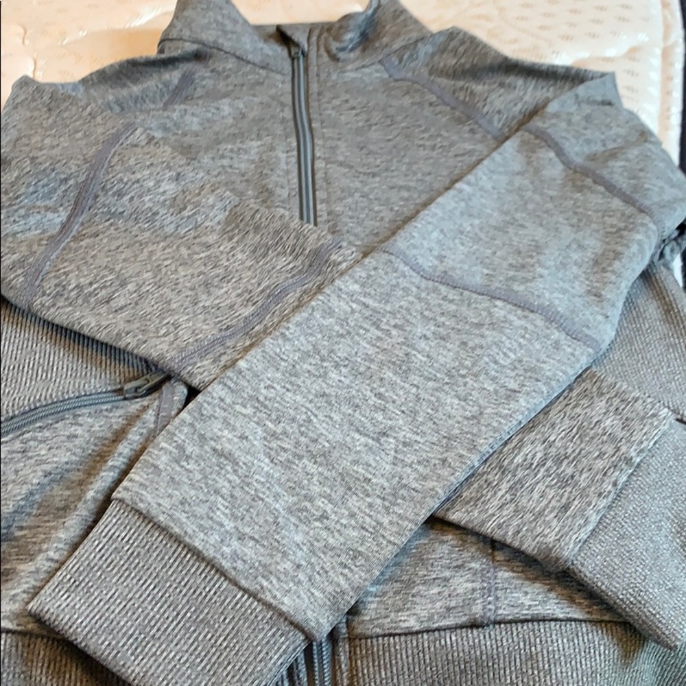 Track jacket - Picture 2 of 8